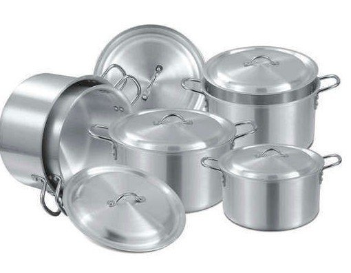 طنجرة المنيوم 26 سم يد اسود