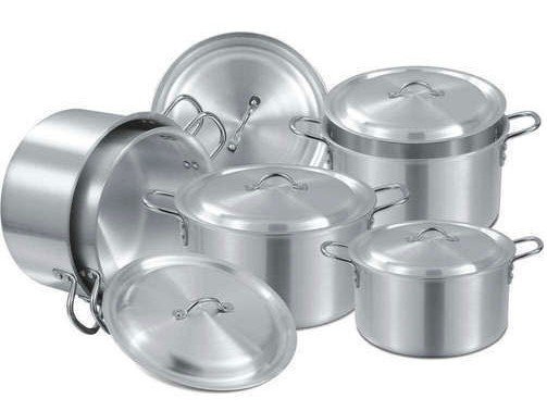 طنجرة المنيوم 32 سم يد اسود